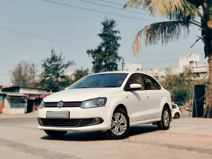 Second-hand 2015 Volkswagen Vento 1.5 TDI Comfortline AT for sale in Surat