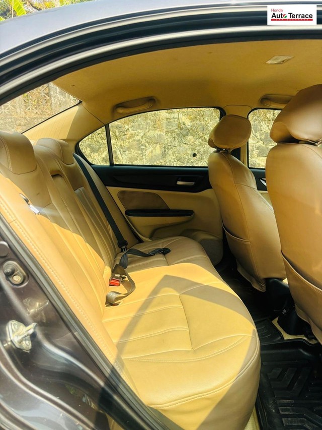 Second-hand 2019 Honda Amaze V CVT Petrol BSIV for sale in Kannur-6