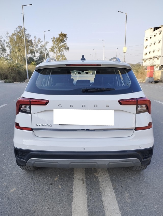 Second-hand 2022 Skoda Kushaq 1.5 TSI Style DSG Anniversary Edition BSVI for sale in New Delhi-2