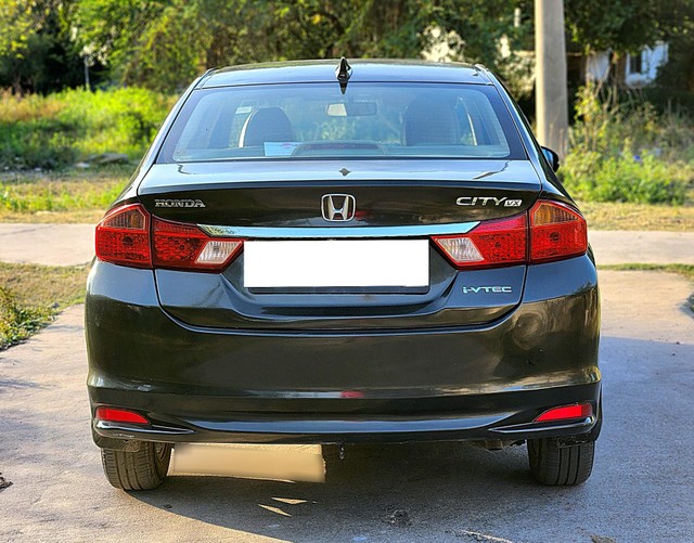 Second-hand 2015 Honda City i VTEC CVT VX for sale in New Delhi-2