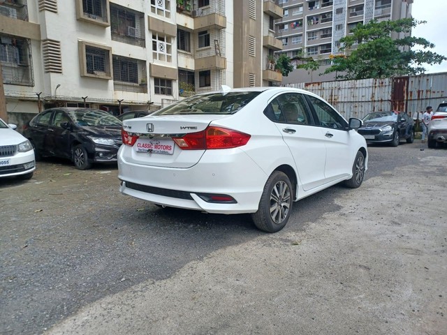 Second-hand 2019 Honda City V CVT for sale in Mumbai-11
