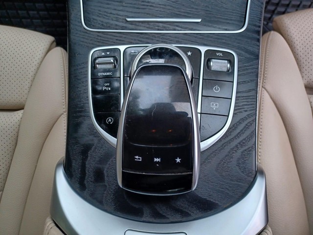 Mercedes-Benz C-Class Progressive C 200 Second-hand 2018 Mercedes-Benz C-Class Progressive C 200 for sale in Mumbai-10