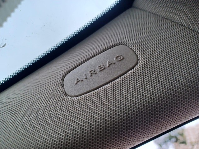 Mercedes-Benz C-Class Progressive C 200 Second-hand 2018 Mercedes-Benz C-Class Progressive C 200 for sale in Mumbai-6