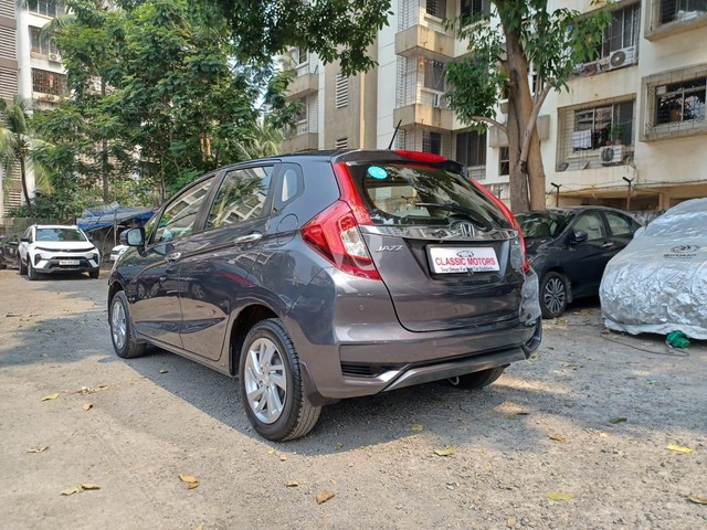 Second-hand 2022 Honda Jazz VX for sale in Mumbai-14