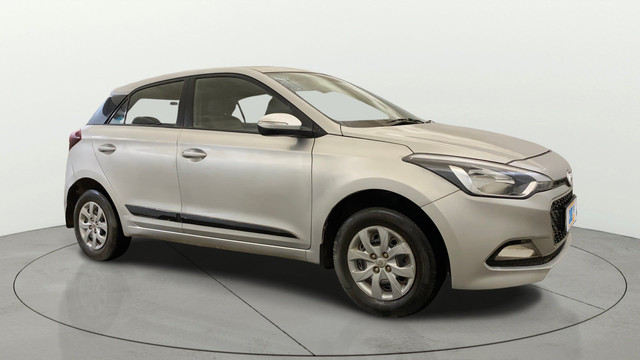 Hyundai i20 Sportz 1.2 Second-hand 2016 Hyundai i20 Sportz 1.2 for sale in Noida-11