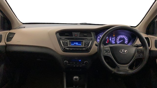 Hyundai i20 Sportz 1.2 Second-hand 2016 Hyundai i20 Sportz 1.2 for sale in Noida-21