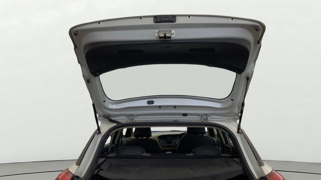 Hyundai i20 Sportz 1.2 Second-hand 2016 Hyundai i20 Sportz 1.2 for sale in Noida-1