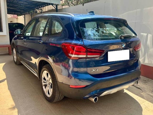 Second-hand 2022 BMW X1 sDrive20i xLine for sale in Pune-11
