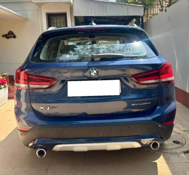 Second-hand 2022 BMW X1 sDrive20i xLine for sale in Pune-1