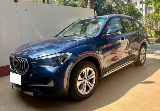 Second-hand 2022 BMW X1 sDrive20i xLine for sale in Pune-5