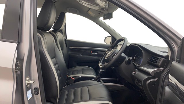 Second-hand 2021 Maruti Suzuki XL6 Alpha AT for sale in Hyderabad-26