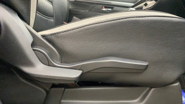 Second-hand 2021 Maruti Suzuki XL6 Alpha AT for sale in Hyderabad-7