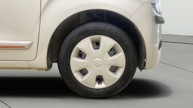 Second-hand 2019 Maruti Suzuki Wagon R AMT VXI for sale in Thane-26