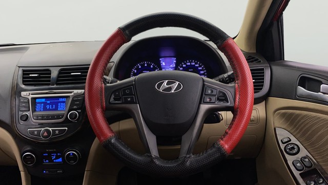 Second-hand 2015 Hyundai Verna 1.6 VTVT S for sale in Chennai-3