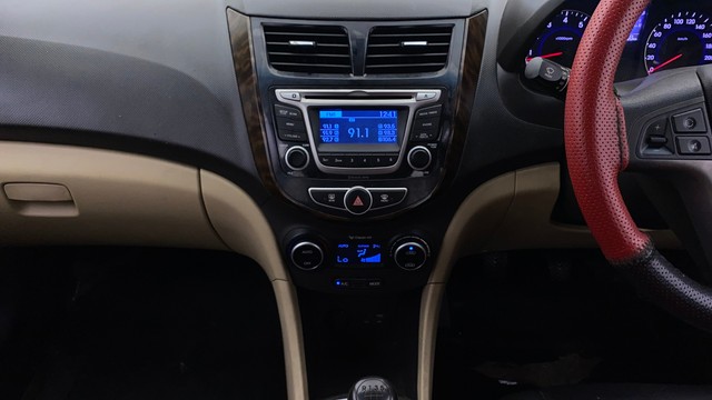 Second-hand 2015 Hyundai Verna 1.6 VTVT S for sale in Chennai-4