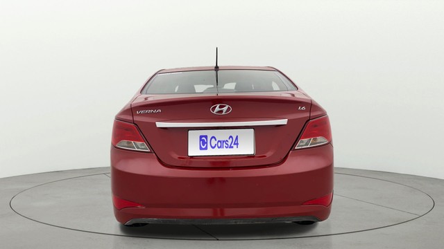 Second-hand 2015 Hyundai Verna 1.6 VTVT S for sale in Chennai-14