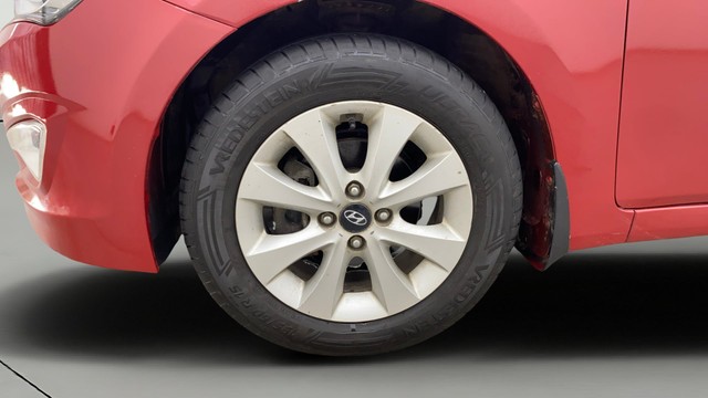 Second-hand 2015 Hyundai Verna 1.6 VTVT S for sale in Chennai-29