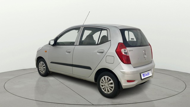 Second-hand 2015 Hyundai i10 Sportz 1.1L for sale in New Delhi-4