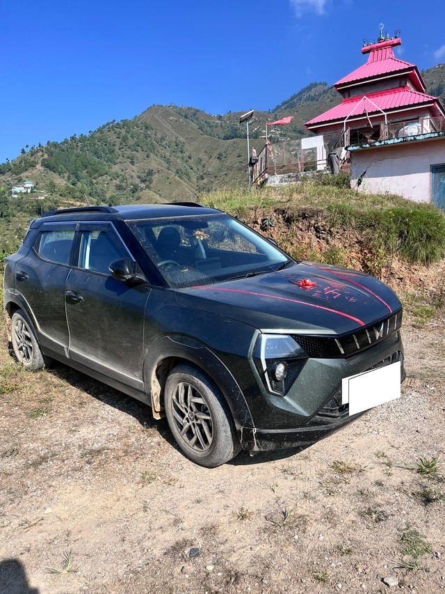 Second-hand 2025 Mahindra XUV 3XO AX5 for sale in Shimla-3