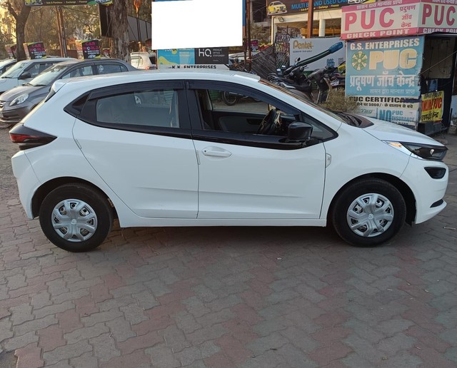Tata Altroz XM Second-hand 2020 Tata Altroz XM for sale in Bhopal-6