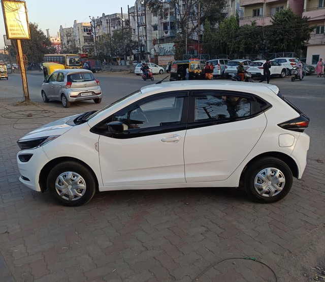 Tata Altroz XM Second-hand 2020 Tata Altroz XM for sale in Bhopal-12
