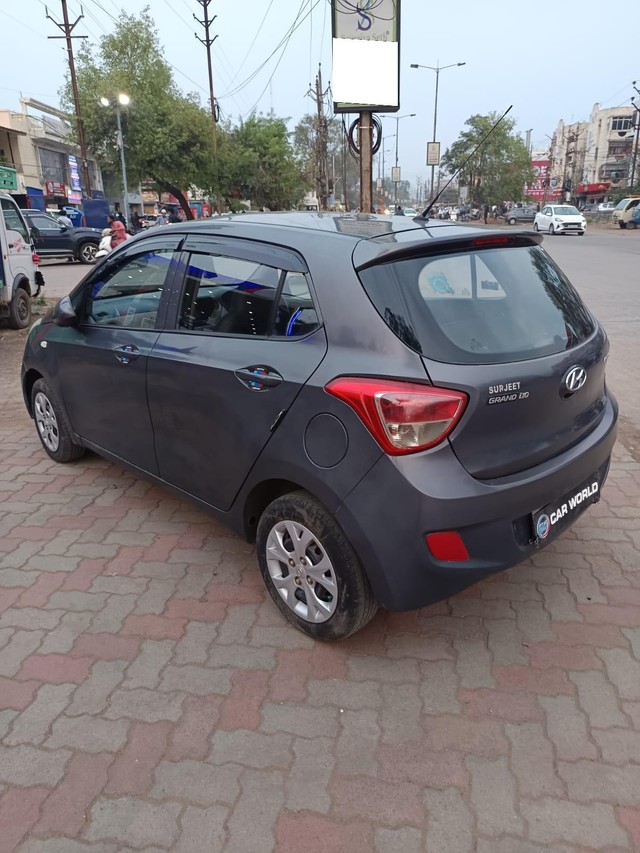 Maruti Suzuki Alto K10 2010-2014 VXI Second-hand 2010 Maruti Suzuki Alto K10 2010-2014 VXI for sale in Bhopal-11