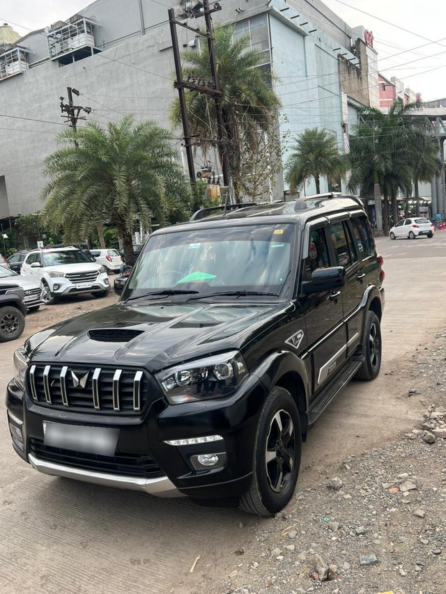 Second-hand 2025 Mahindra Scorpio S 11 for sale in Indore-2