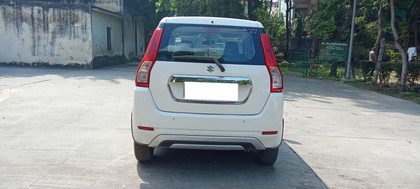 Second-hand 2019 Maruti Suzuki Wagon R ZXI 1.2 for sale in Noida
