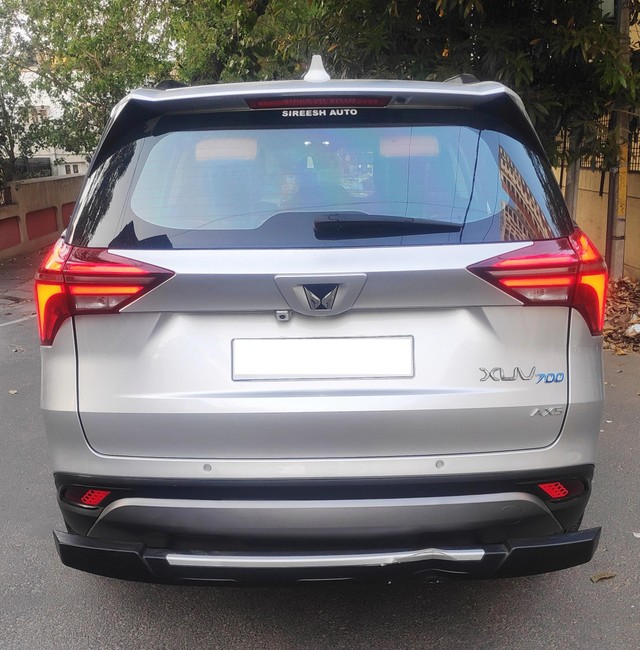 Second-hand 2024 Mahindra XUV700 AX5 5Str Diesel for sale in Bangalore-2