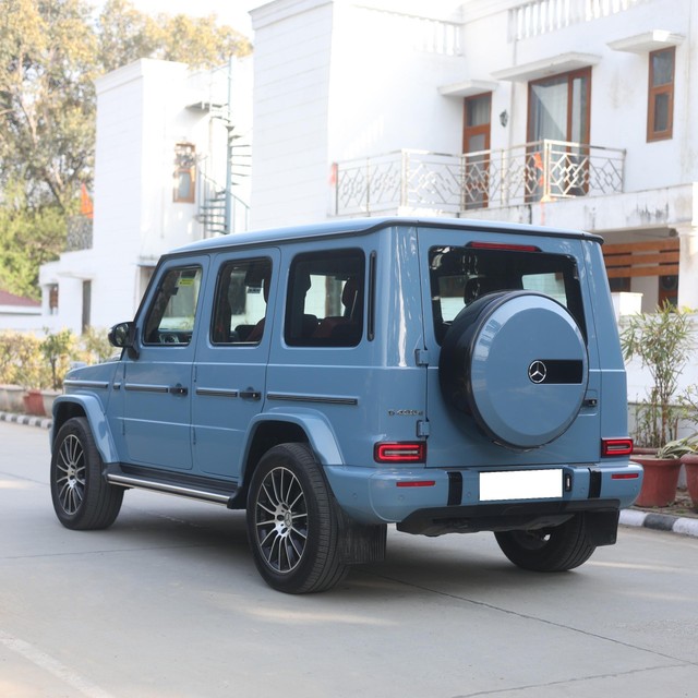 Second-hand 2024 Mercedes-Benz G-Class 400d AMG Line for sale in New Delhi-3