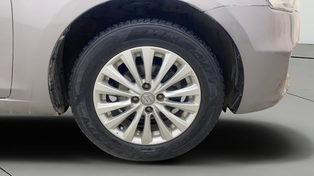 Maruti Suzuki Ciaz AT ZXi Second-hand 2015 Maruti Suzuki Ciaz AT ZXi for sale in Gulbarga-27