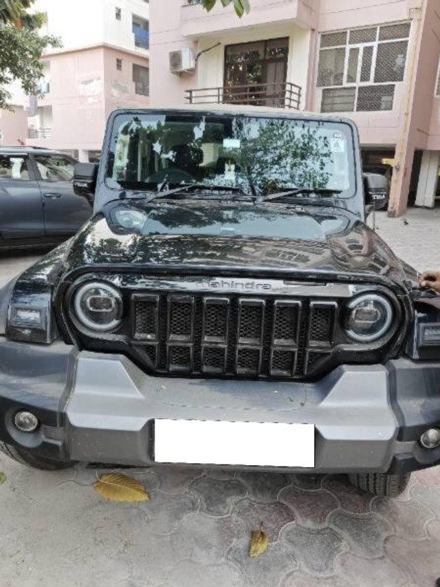 Second-hand 2025 Mahindra Thar ROXX MX3 RWD AT for sale in Agra-1