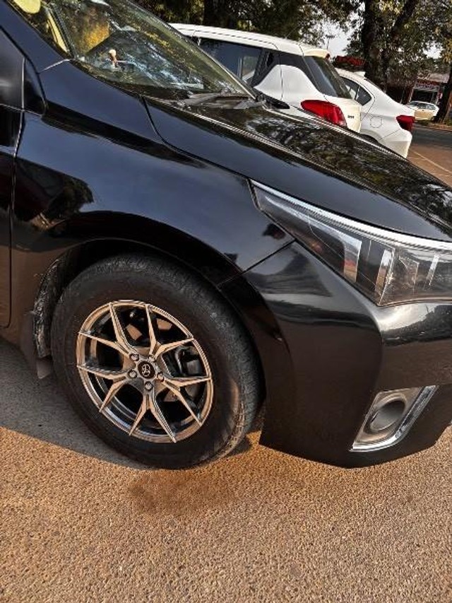 Second-hand 2014 Toyota Corolla Altis D-4D G for sale in Chandigarh-2