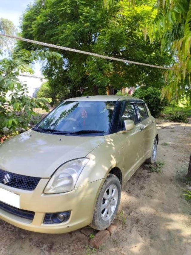 Second-hand 2005 Maruti Suzuki Swift 1.2 ZXI BSII for sale in Gorakhpur-1