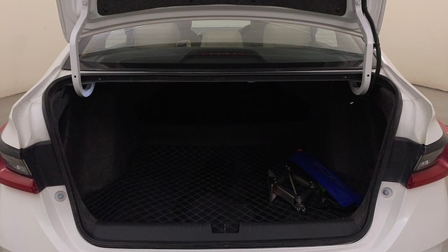 Second-hand 2023 Honda City V for sale in Bangalore-9