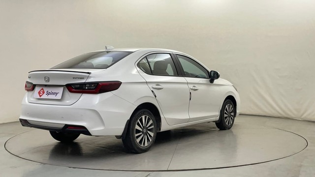 Second-hand 2023 Honda City V for sale in Bangalore-3