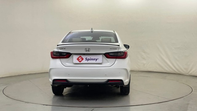 Second-hand 2023 Honda City V for sale in Bangalore-4