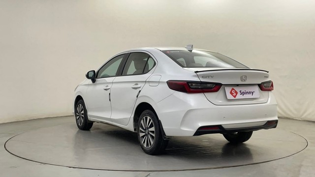 Second-hand 2023 Honda City V for sale in Bangalore-5