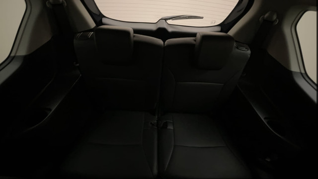 Second-hand 2022 Maruti XL6 Alpha AT BSVI for sale in Bangalore-39