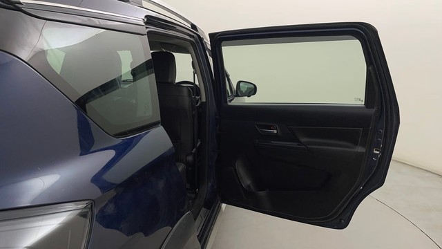 Second-hand 2022 Maruti XL6 Alpha AT BSVI for sale in Bangalore-32