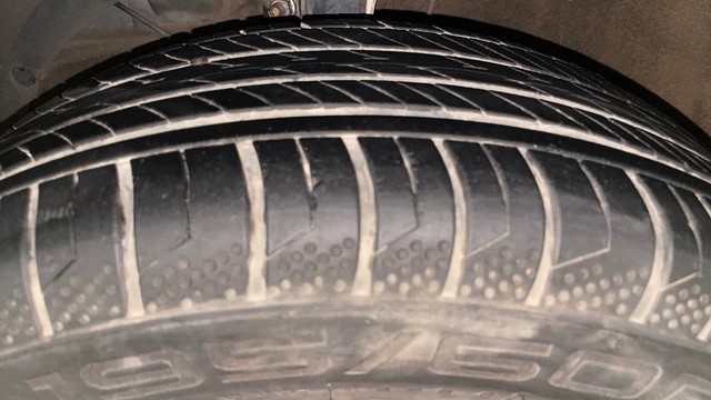 Second-hand 2022 Maruti XL6 Alpha AT BSVI for sale in Bangalore-24