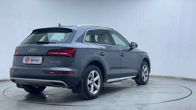 Second-hand 2018 Audi Q5 45 TFSI Technology for sale in Hyderabad-3