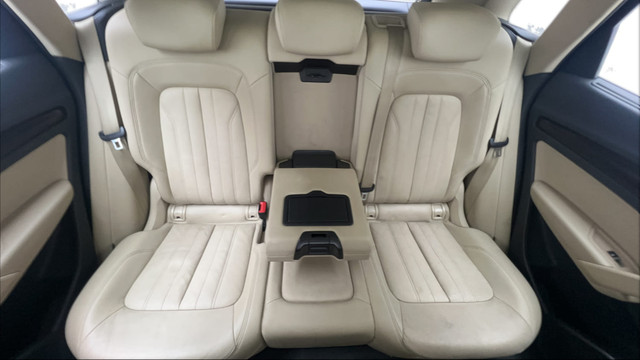 Second-hand 2018 Audi Q5 45 TFSI Technology for sale in Hyderabad-23