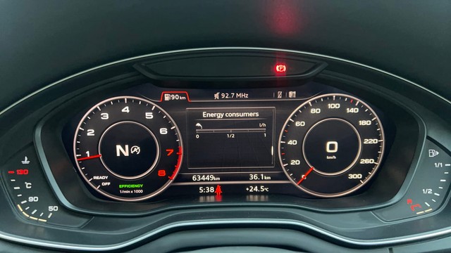 Second-hand 2018 Audi Q5 45 TFSI Technology for sale in Hyderabad-13