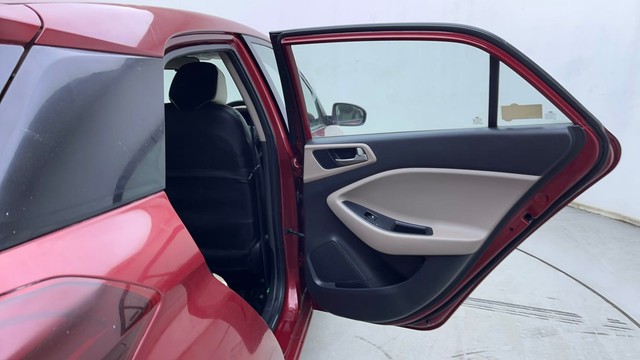 Second-hand 2019 Hyundai i20 Sportz Plus for sale in Hyderabad-24