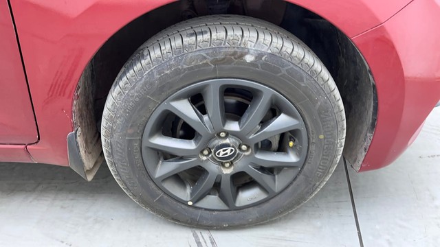 Second-hand 2019 Hyundai i20 Sportz Plus for sale in Hyderabad-17