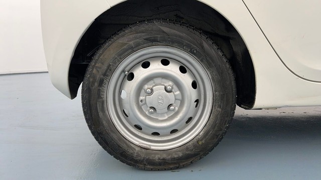 Second-hand 2018 Hyundai EON Era for sale in Lucknow-18