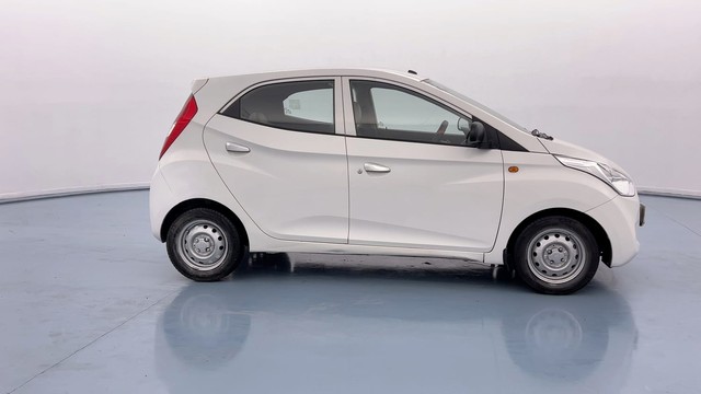 Second-hand 2018 Hyundai EON Era for sale in Lucknow-2