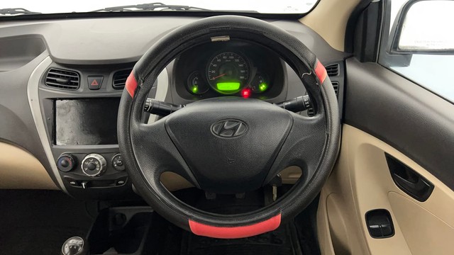 Second-hand 2018 Hyundai EON Era for sale in Lucknow-28