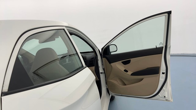 Second-hand 2018 Hyundai EON Era for sale in Lucknow-16